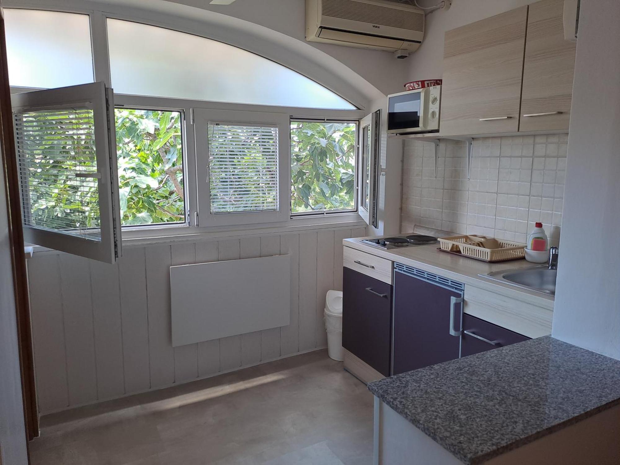 Studio Apartments Maslinik 크르크 외부 사진